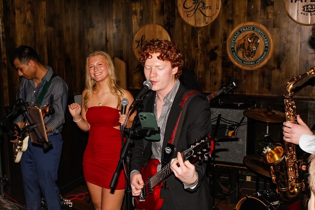 A live band performing at O'Pub on a Thursday night.